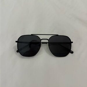 Sonos oversized  Black Aviator Sunglasses